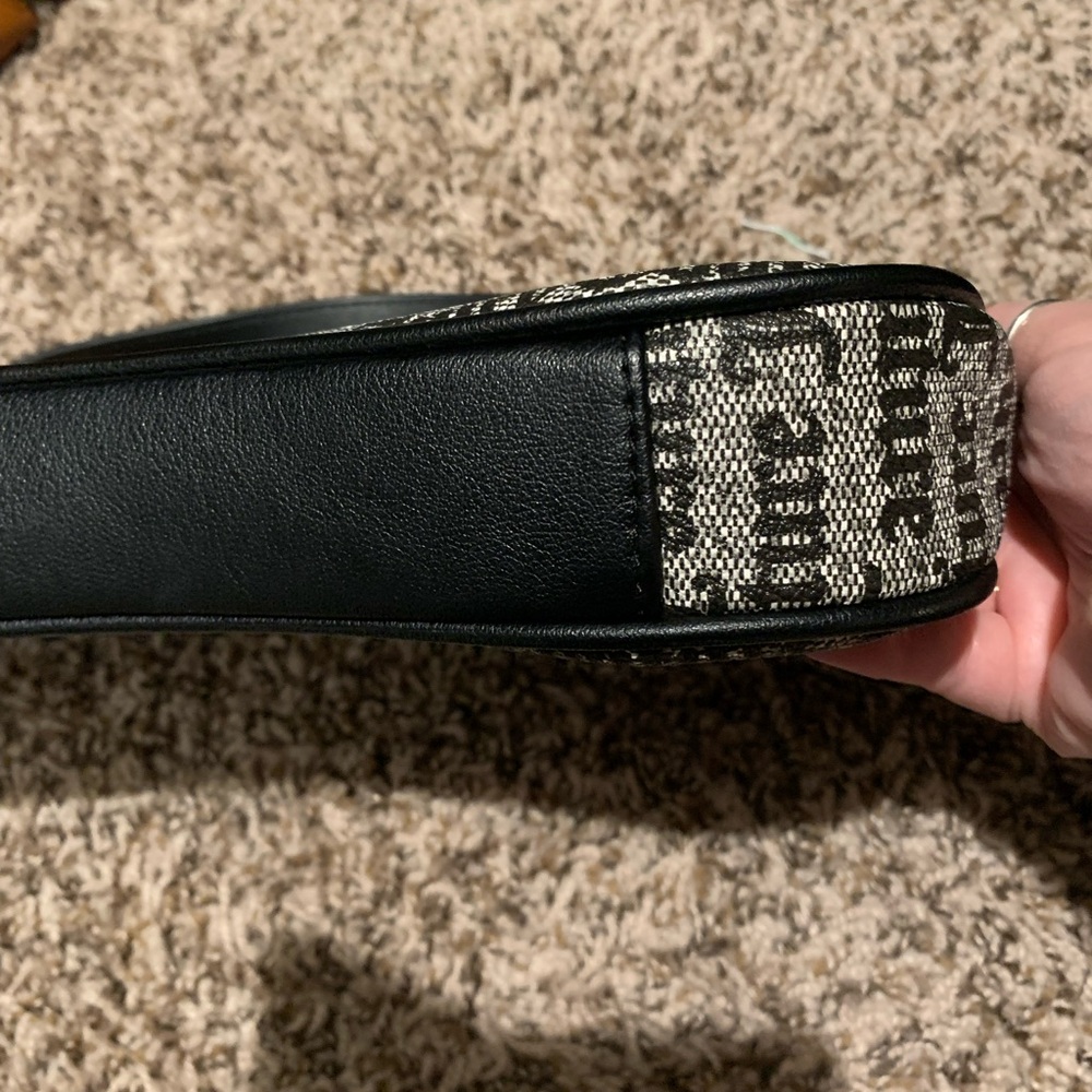 Juicy Couture Black and Gray Shoulder Bag - Picture 6 of 6